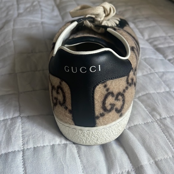 COPY - Gucci tennis shoes, size 11 main image 4